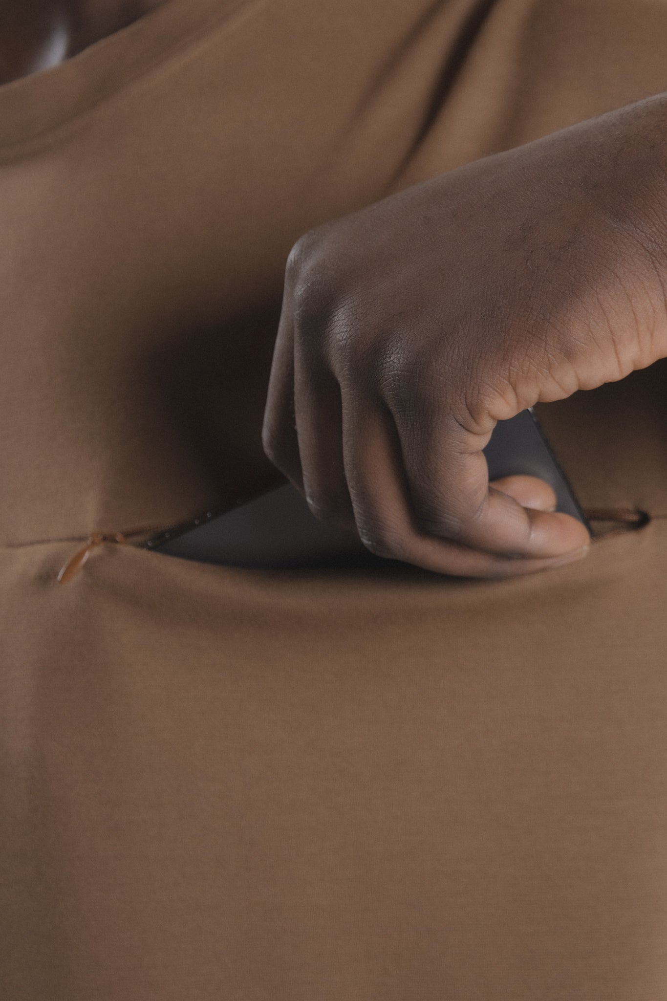 Hidden Pocket T-shirt Stone