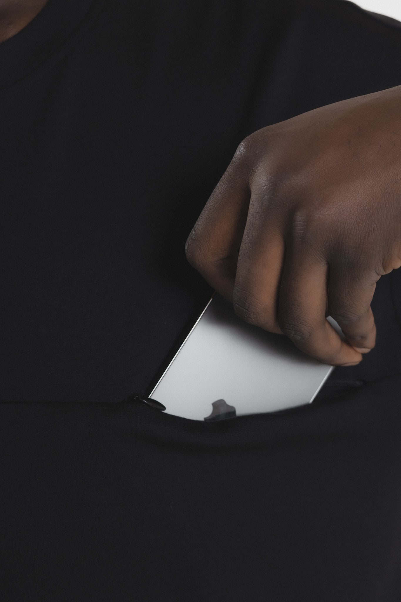 Hidden Pocket T-shirt Black