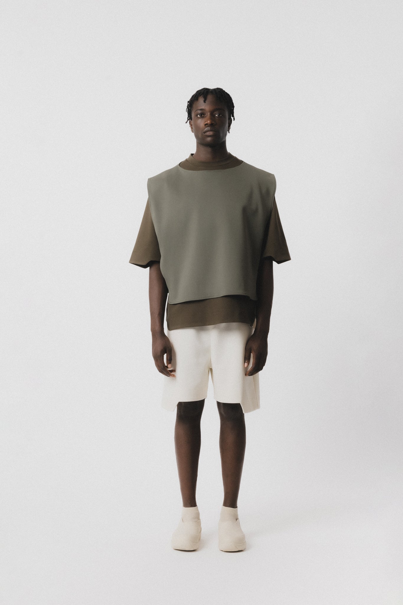 Angular Cut Shorts Cream