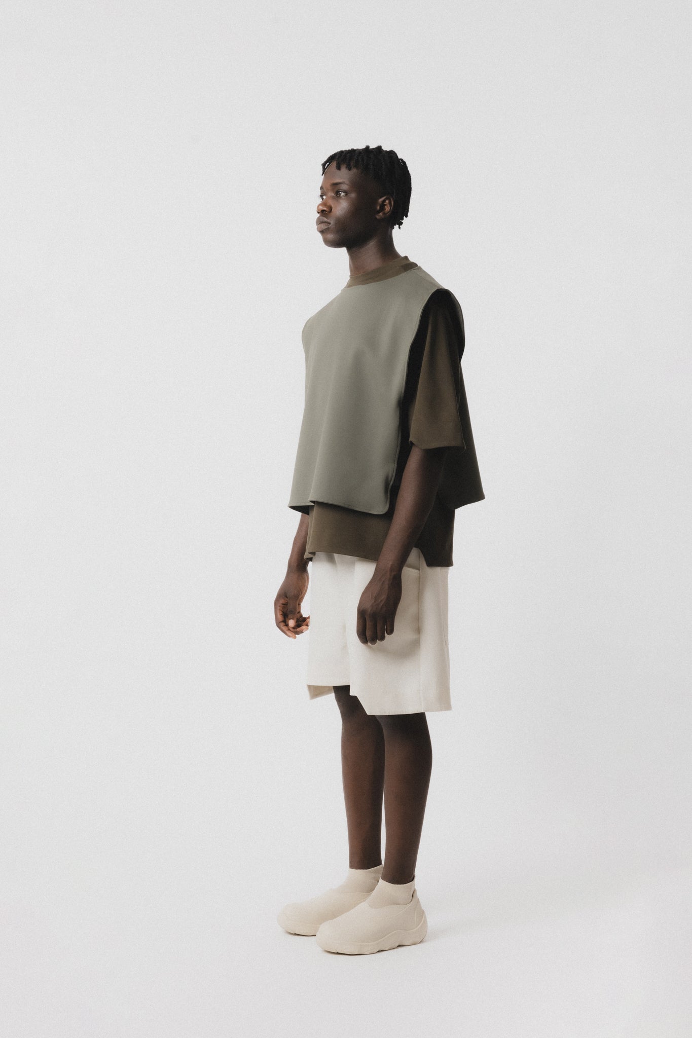 Angular Cut Shorts Cream